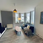 Huebsche Und Gemuetliche Mit 2 Zimmern