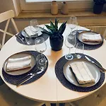 Huebsche Und Gemuetliche Mit 2 Zimmern *