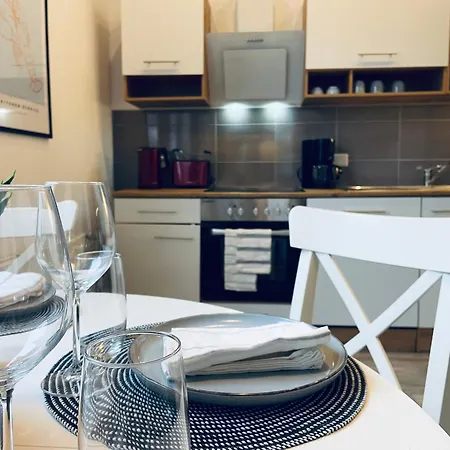 Huebsche Und Gemuetliche Mit 2 Zimmern Apartment Bremen