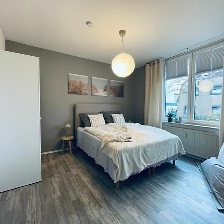 Apartment Huebsche Und Gemuetliche Mit 2 Zimmern *