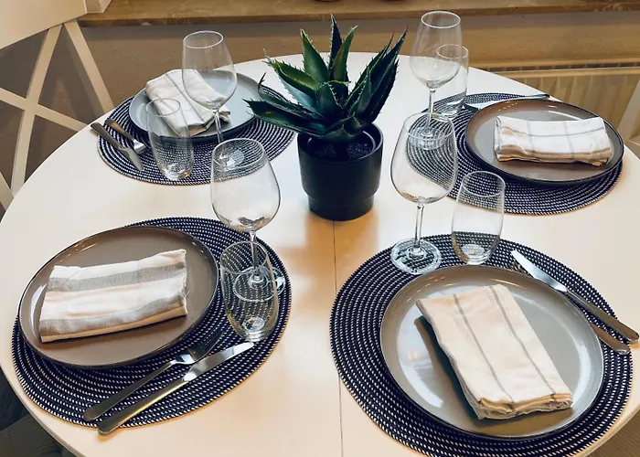 Huebsche Und Gemuetliche Mit 2 Zimmern *