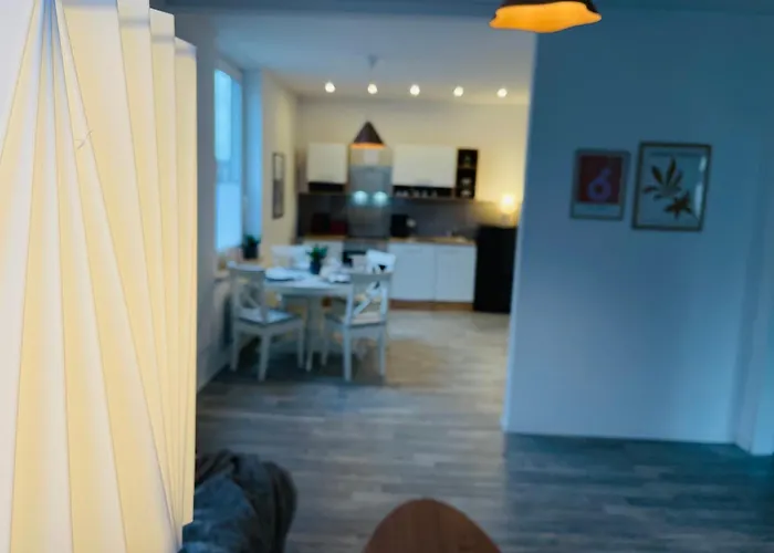 Huebsche Und Gemuetliche Mit 2 Zimmern *