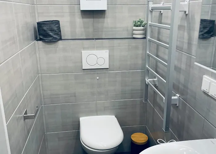 Huebsche Und Gemuetliche Mit 2 Zimmern